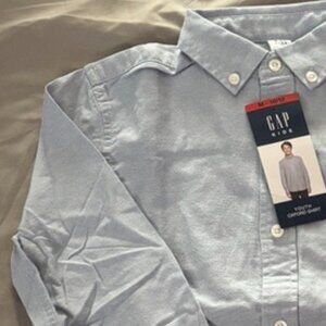 NWT GAP Youth Oxford Shirt – light blue – Size M (10/12)